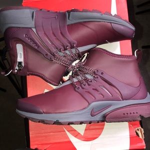 Nike Shoes - W Air Presto Mid Utility Nike Shoes - W Air Presto Mid Utility